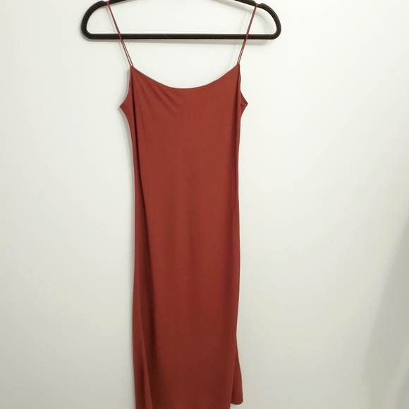 THEORY Telson Rosina Crepe Dress Burgundy - Picture 3 of 8